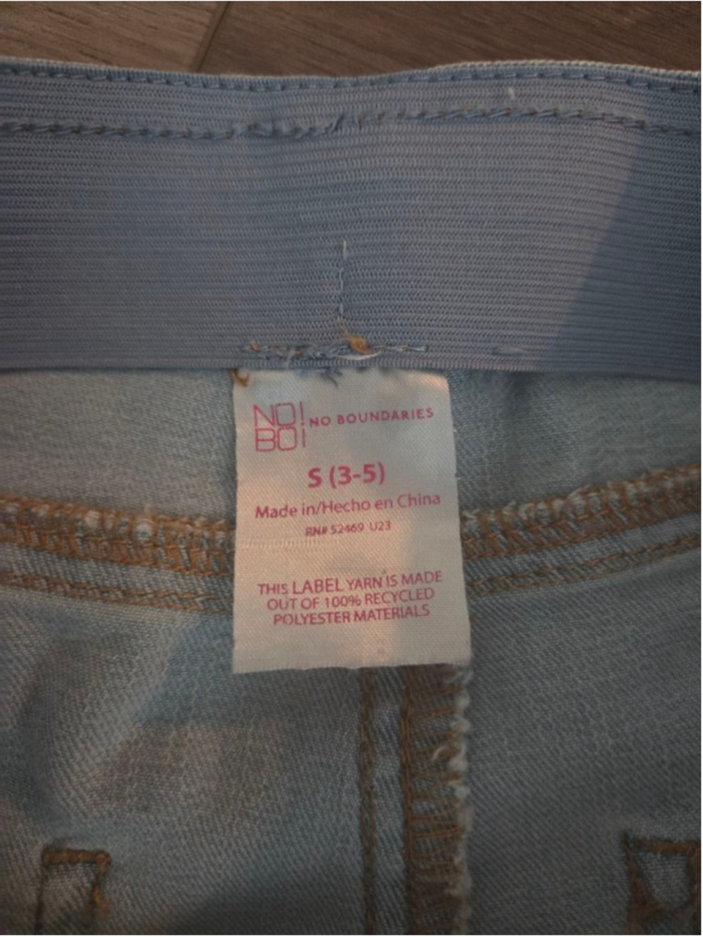 No Boundaries Light Blue Butterfly Flare Jeans Size 5 - Picture 8 of 8